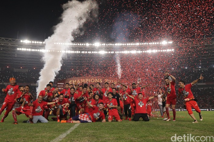 Detail Foto Piala Presiden 2018 Nomer 16