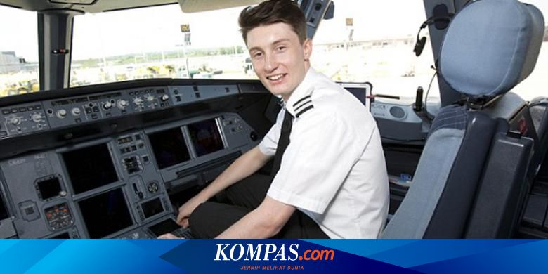 Detail Foto Pilot Ganteng Nomer 10