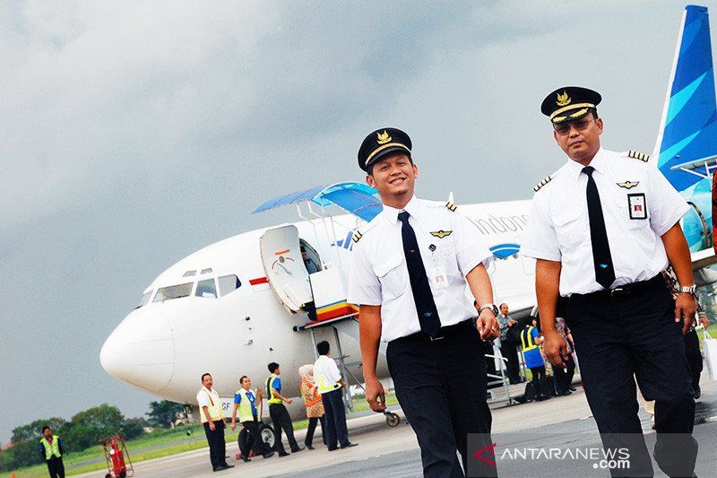 Detail Foto Pilot Indonesia Nomer 27