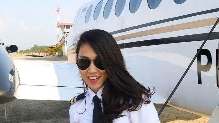 Detail Foto Pilot Wanita Nomer 11