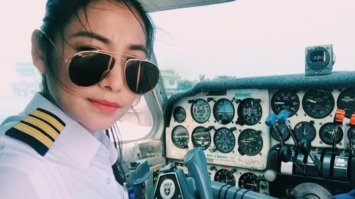 Detail Foto Pilot Wanita Nomer 24