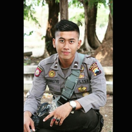 Detail Foto Polisi Keren Di Indonesia Nomer 25