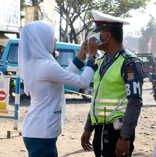 Detail Foto Polisi Lucu Dan Gokil Nomer 29