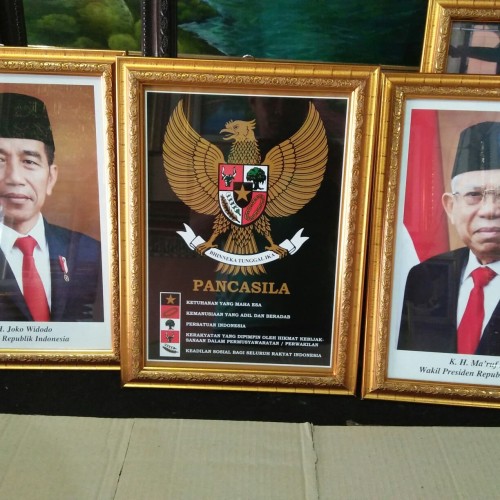 Download Foto Presiden Di Dinding Nomer 21