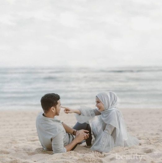 Detail Foto Prewed Pantai Nomer 25