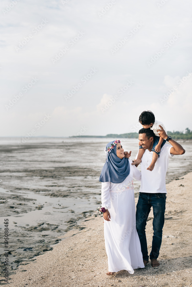 Detail Foto Prewed Pantai Nomer 30