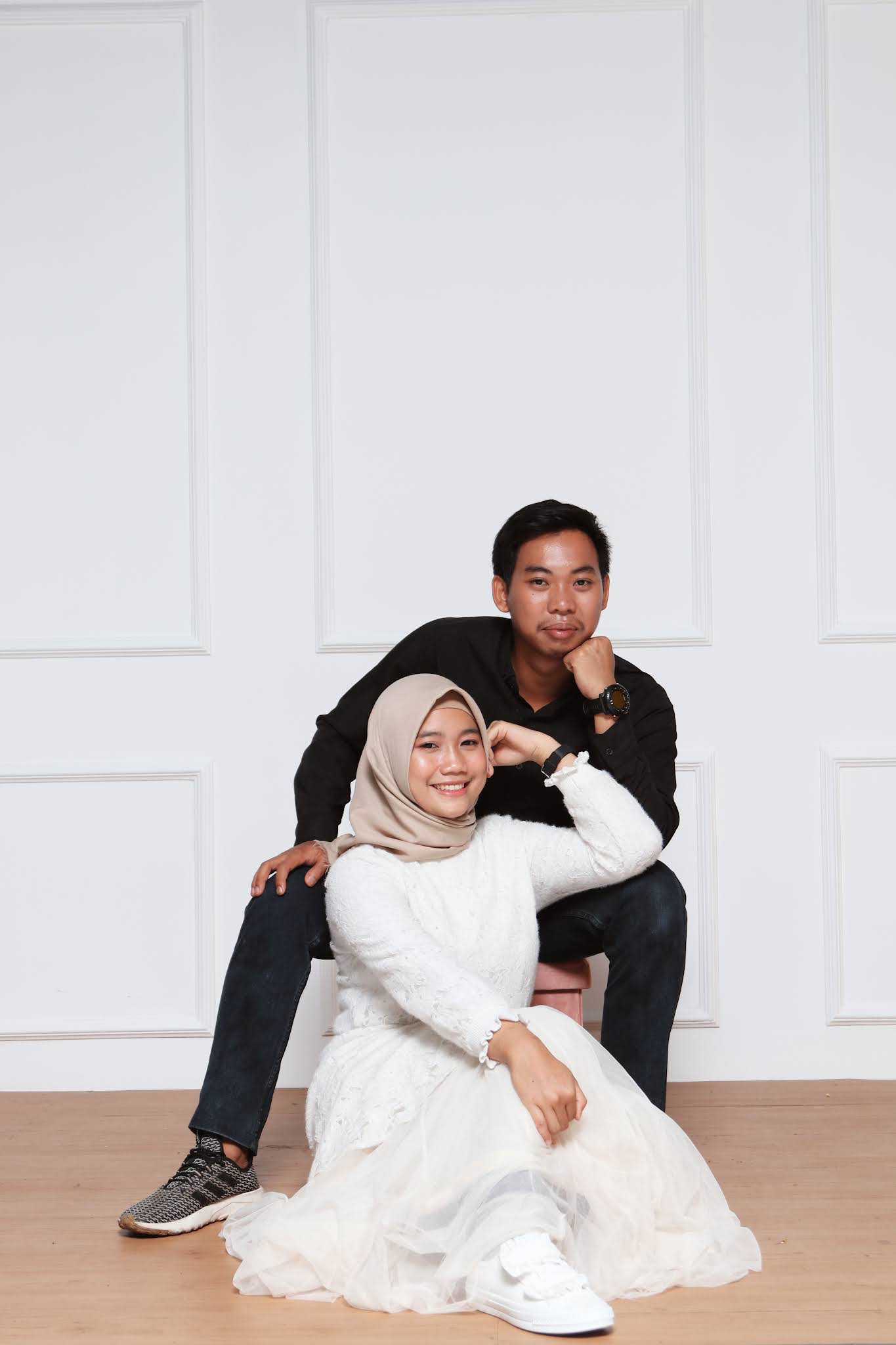 Detail Foto Prewed Studio Casual Nomer 18