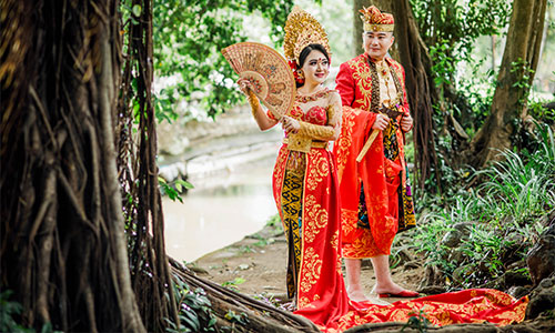 Detail Foto Prewedding Adat Bali Klasik Nomer 52