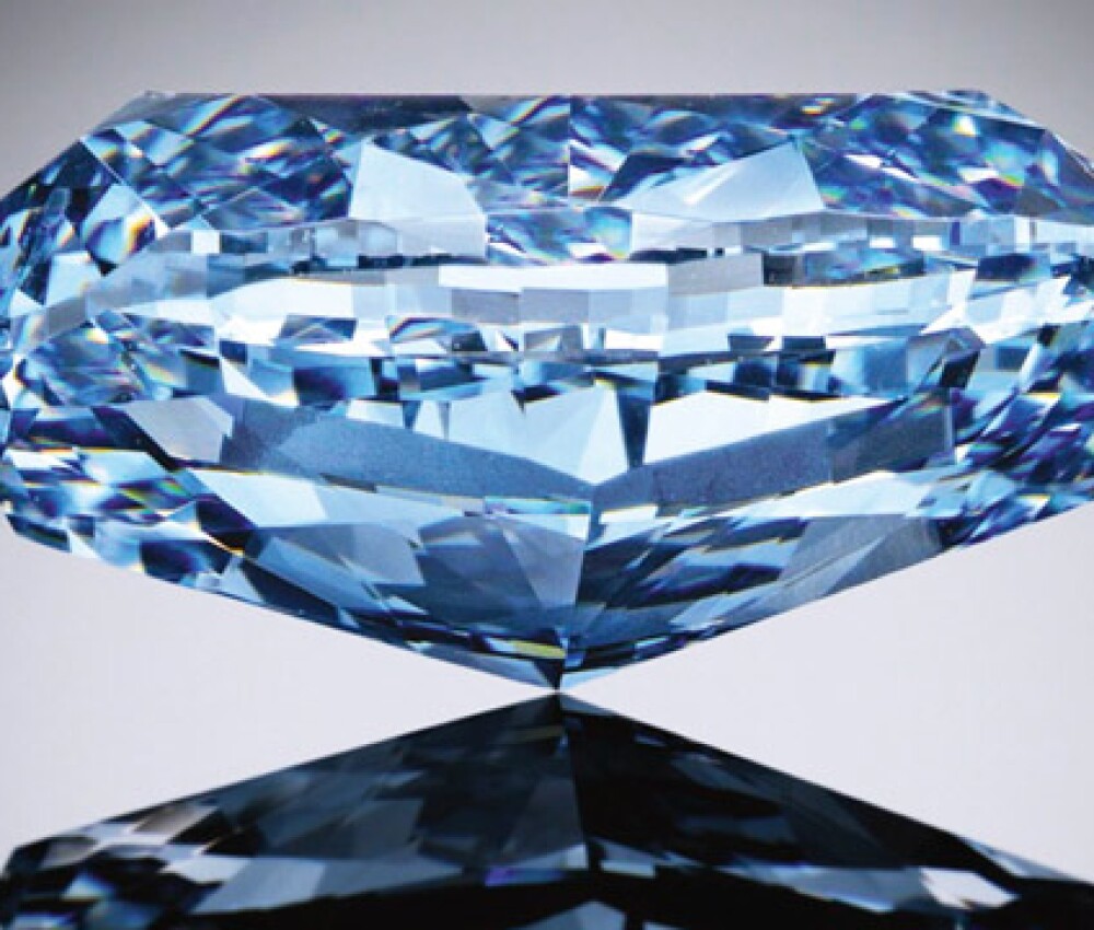 Detail Blue Diamond Image Nomer 26