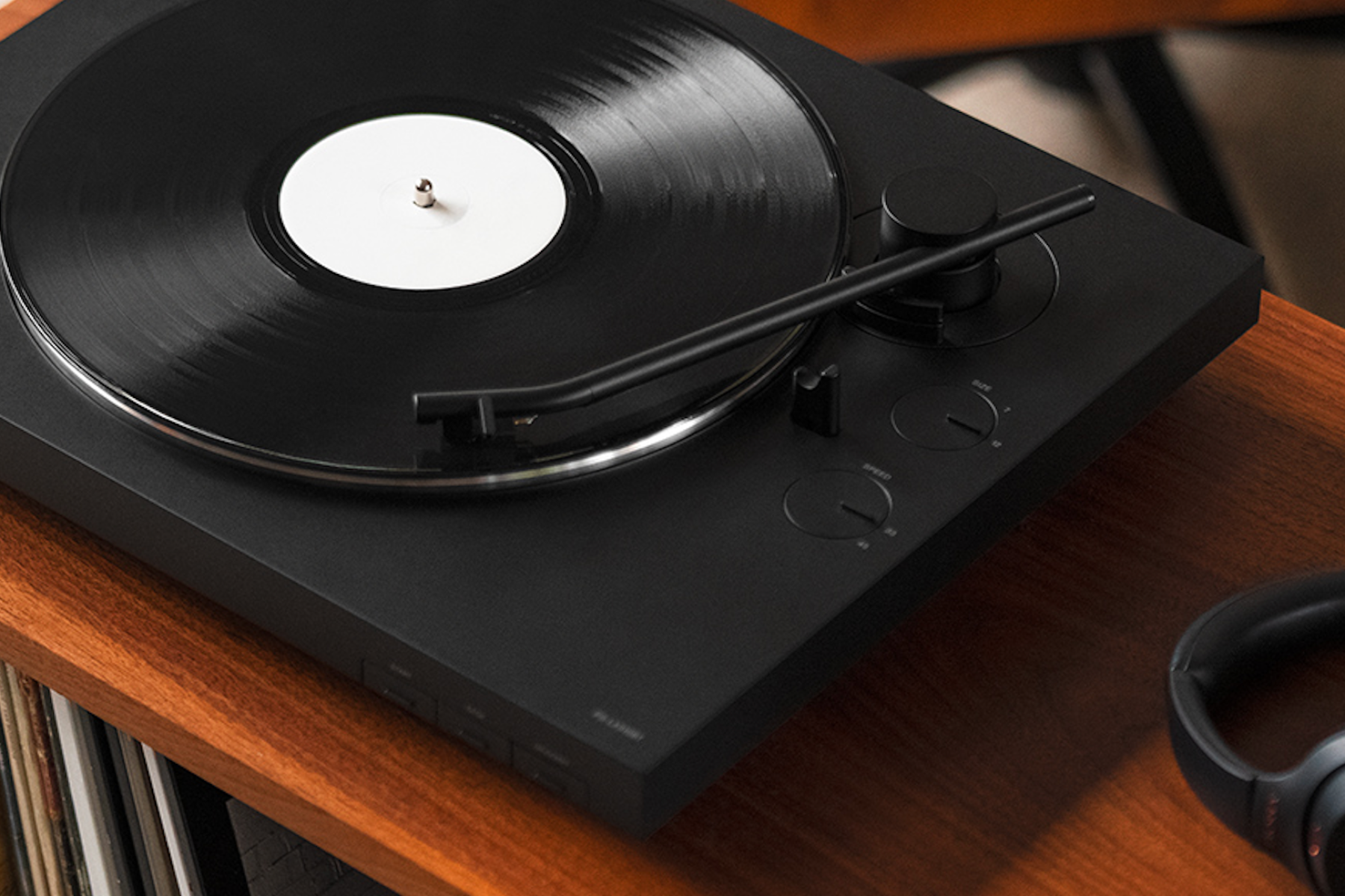 Detail Bluetooth Gramophone Record Player Nomer 56
