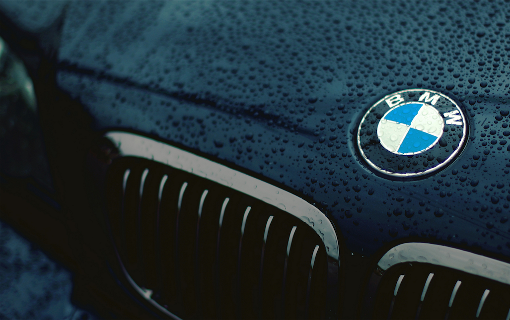 Detail Bmw Logo Pictures Nomer 32