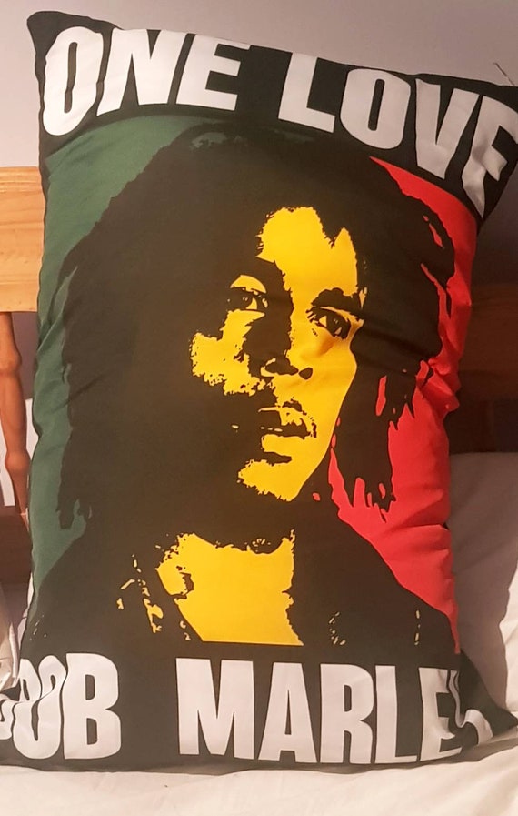 Detail Bob Marley Pillow Nomer 25