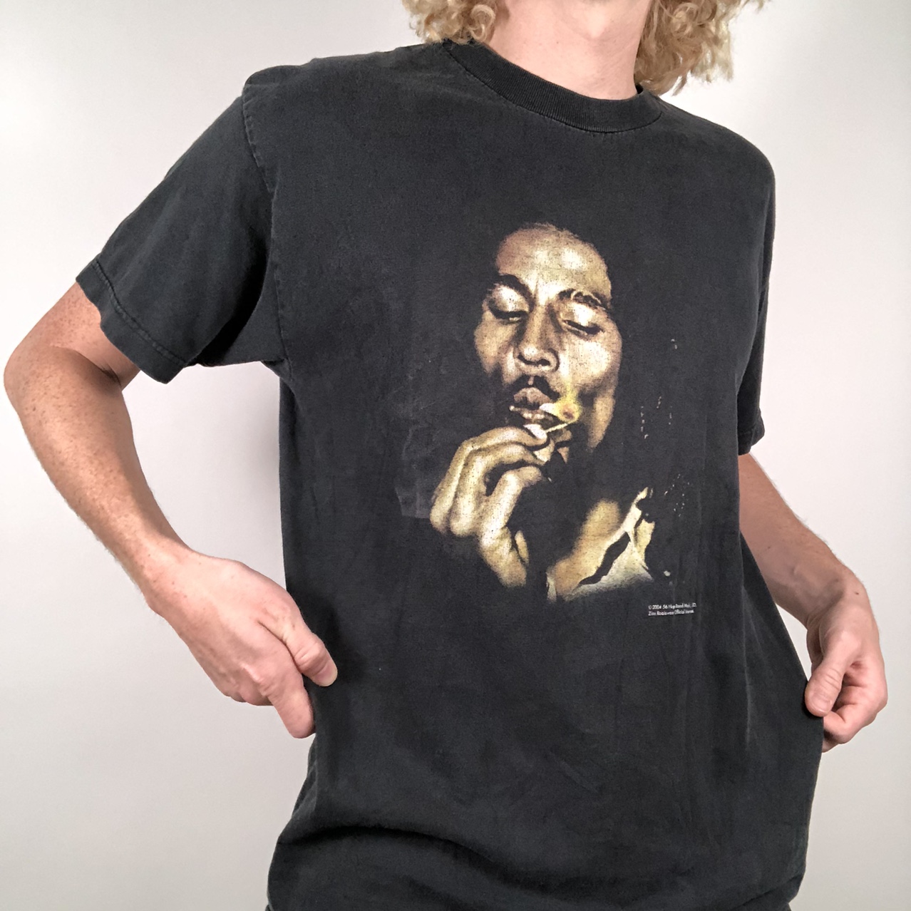 Detail Bob Marley Smoking Shirt Nomer 54