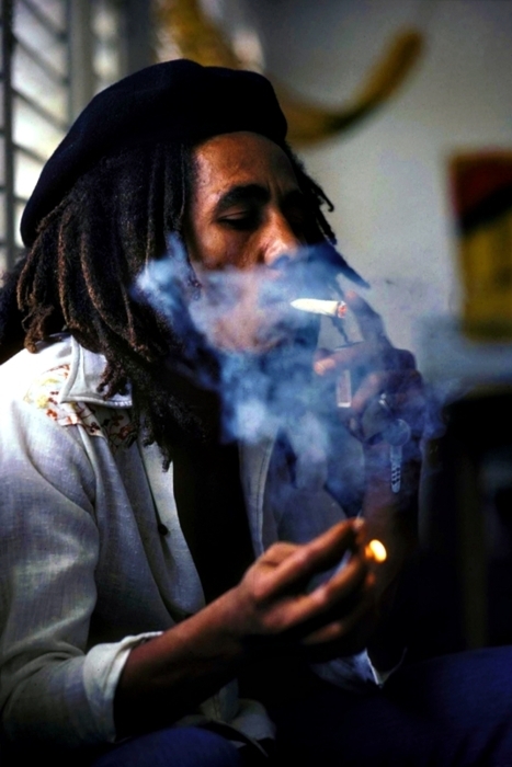 Detail Bob Marley Smoking Wallpaper Nomer 20