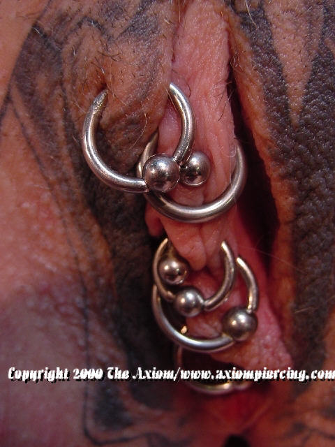 Detail Body Piercing Photo Gallery Nomer 38