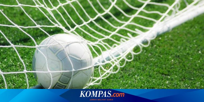 Detail Bola Sepak Bola Nomer 12