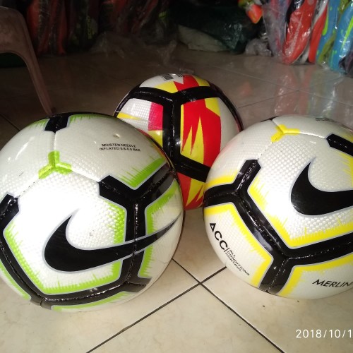 Detail Bola Sepak Bola Nomer 22