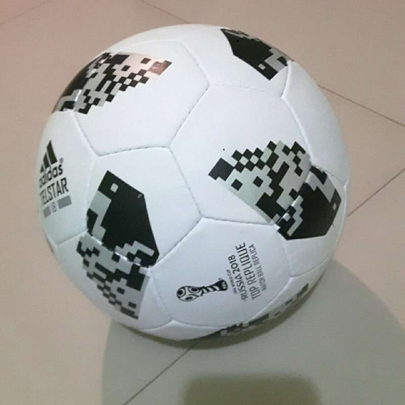 Detail Bola Sepak Bola Nomer 34