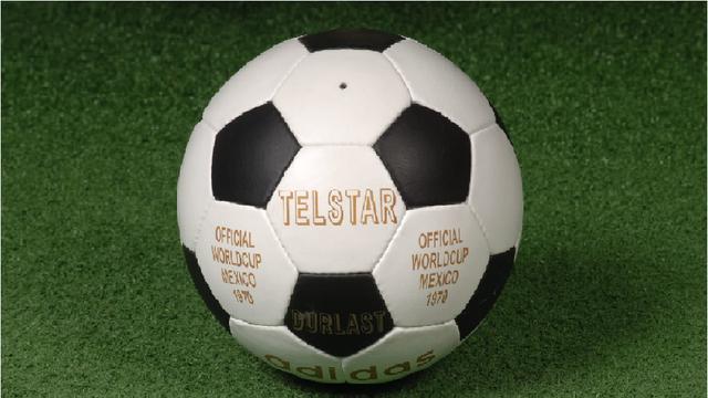 Detail Bola Sepak Bola Nomer 35