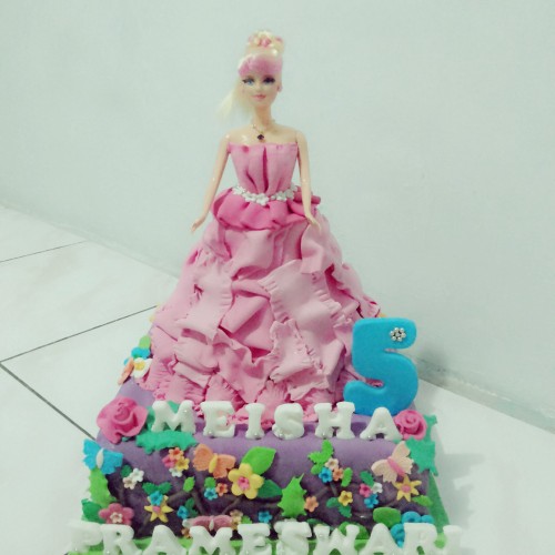 Detail Bolu Ulang Tahun Barbie Nomer 19