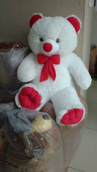 Detail Boneka Beruang Warna Merah Nomer 50