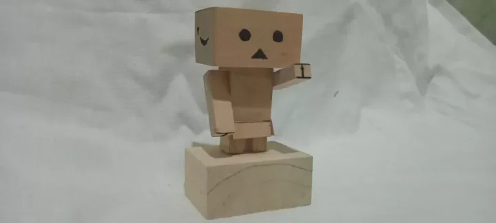 Detail Boneka Danbo Dari Kayu Nomer 43