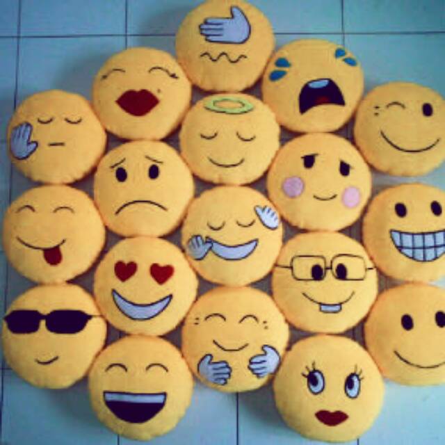 Detail Boneka Emoticon Dari Kain Flanel Nomer 2