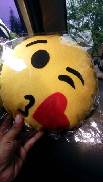 Detail Boneka Emoticon Dari Kain Flanel Nomer 33