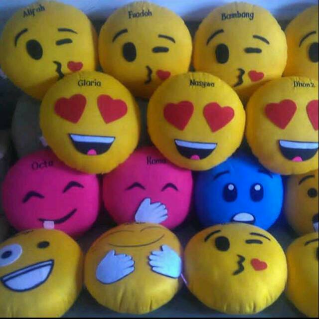 Detail Boneka Emoticon Dari Kain Flanel Nomer 52