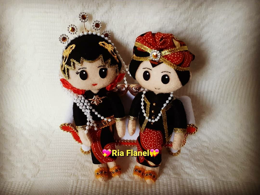 Boneka Pengantin Dari Flanel - KibrisPDR