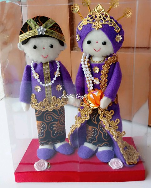 Detail Boneka Pengantin Flanel Nomer 18