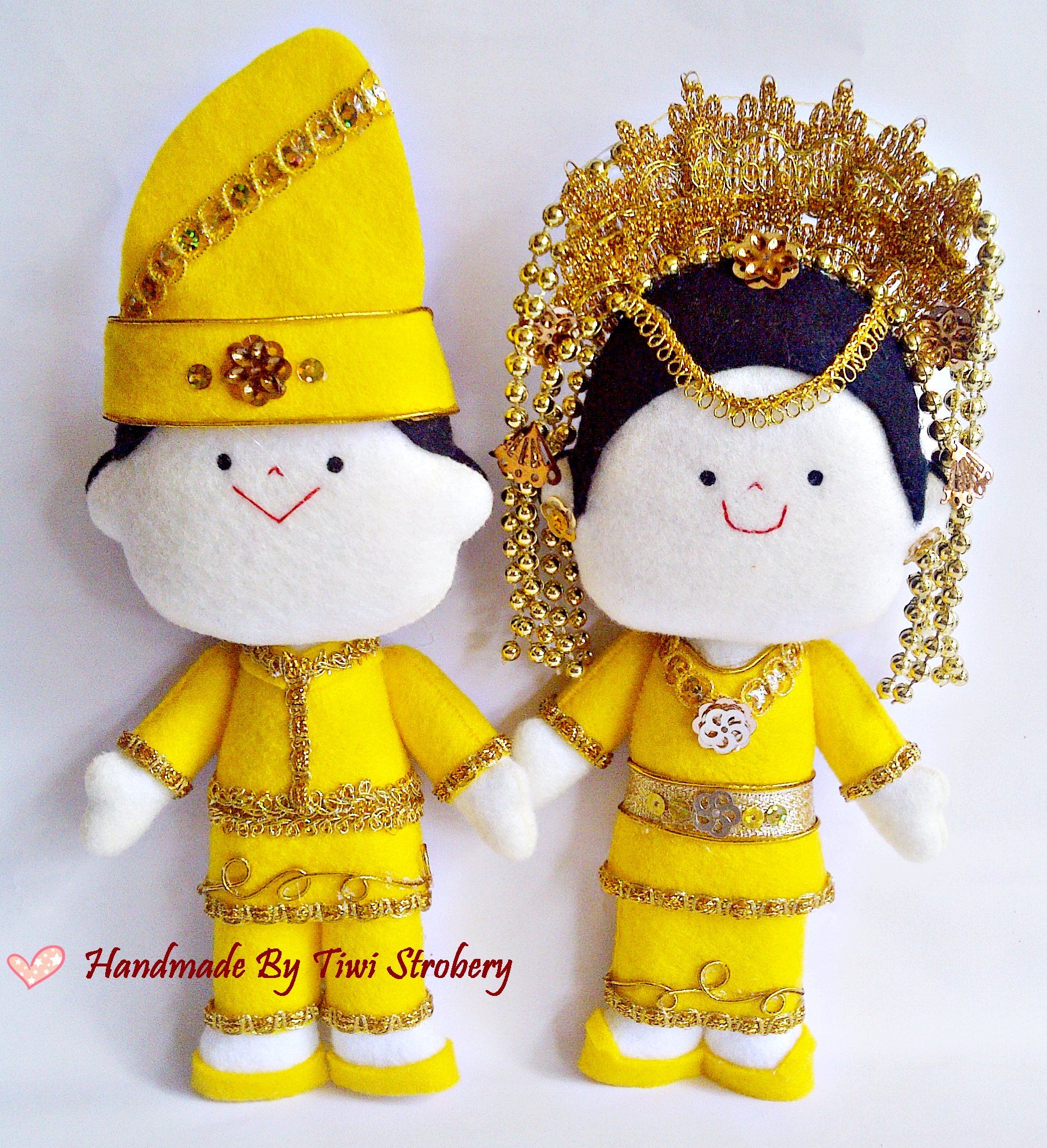 Detail Boneka Pengantin Flanel Nomer 29