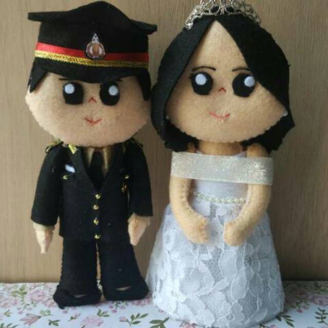 Detail Boneka Pengantin Flanel Nomer 34