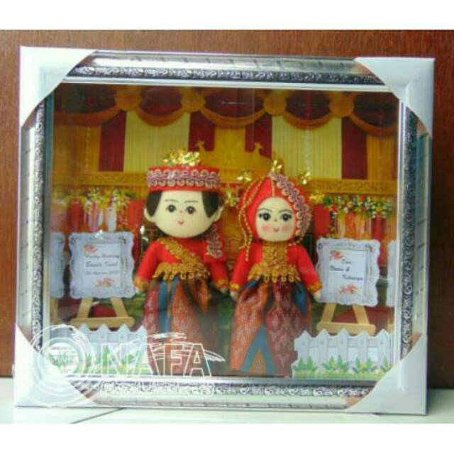 Detail Boneka Pengantin Flanel Nomer 56