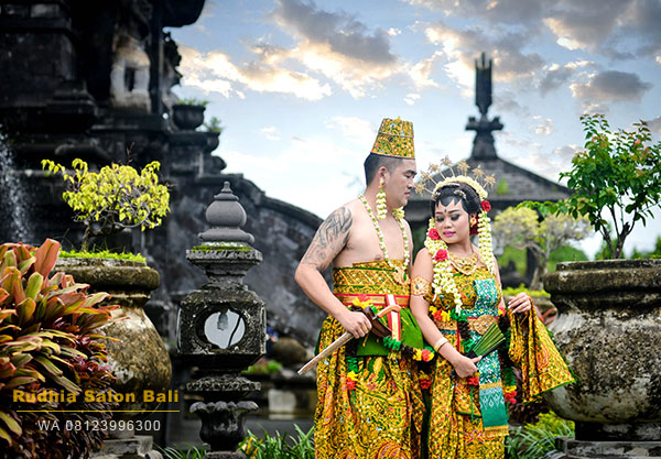 Detail Foto Prewedding Bali Klasik Nomer 50