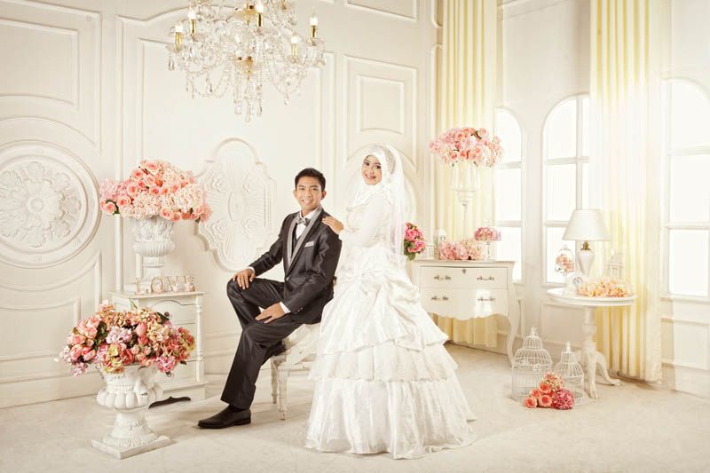 Detail Foto Prewedding Dalam Ruangan Nomer 7