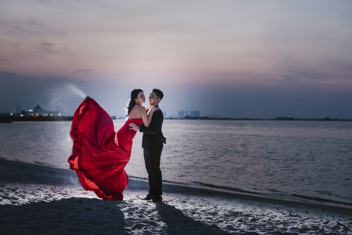 Detail Foto Prewedding Di Ancol Nomer 16