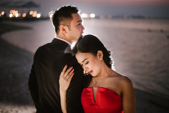 Detail Foto Prewedding Di Ancol Nomer 17