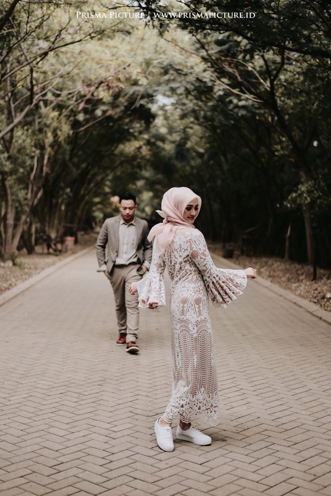 Detail Foto Prewedding Di Hutan Nomer 24