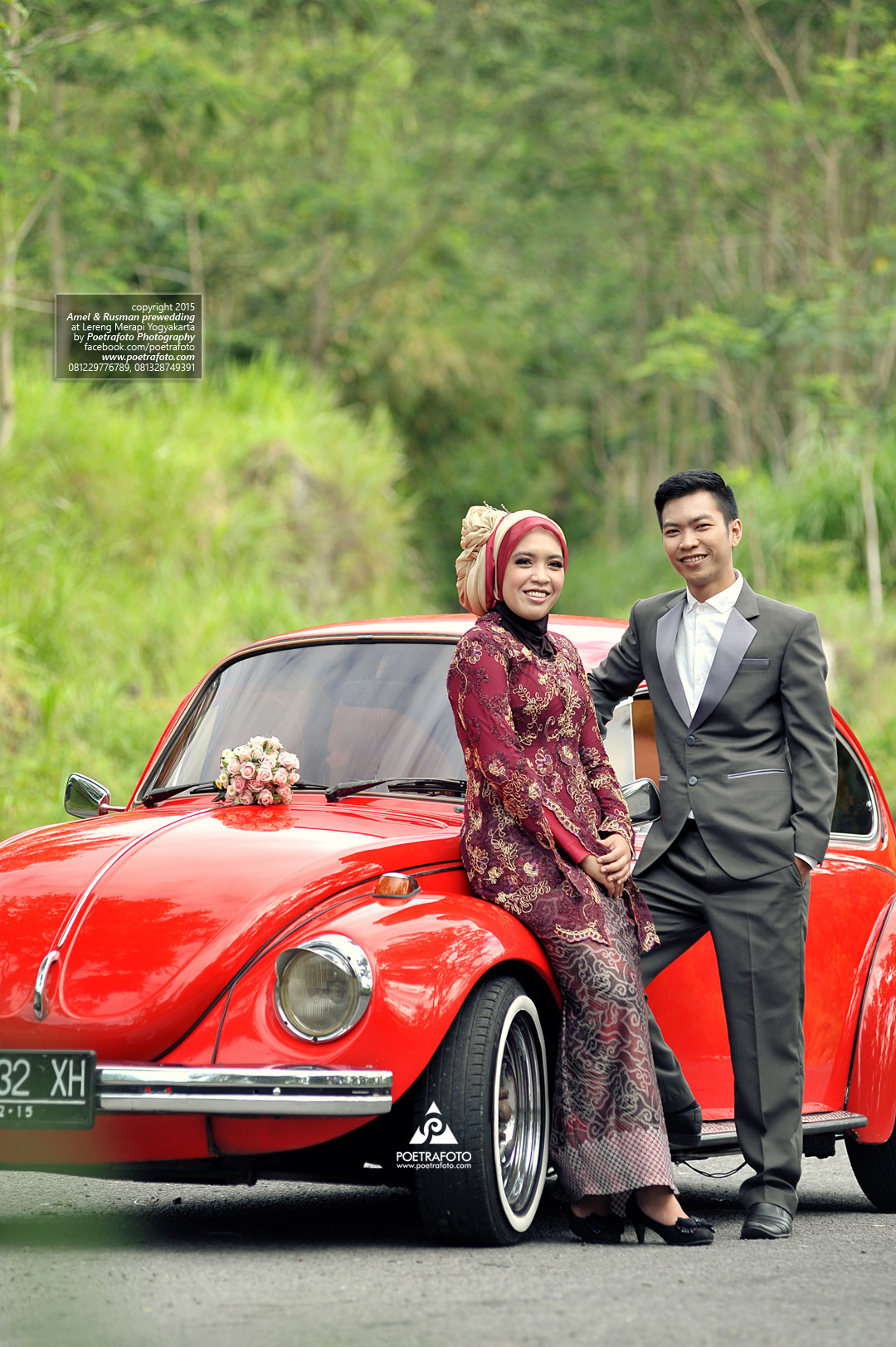 Detail Foto Prewedding Di Mobil Nomer 25