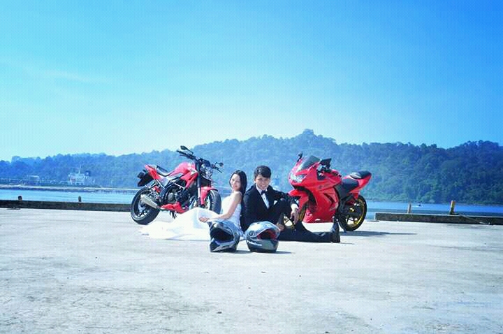 Detail Foto Prewedding Di Motor Nomer 30