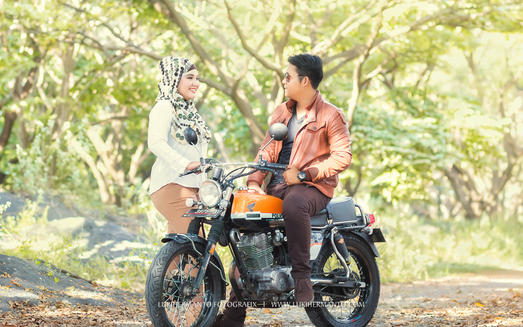 Detail Foto Prewedding Di Motor Nomer 49