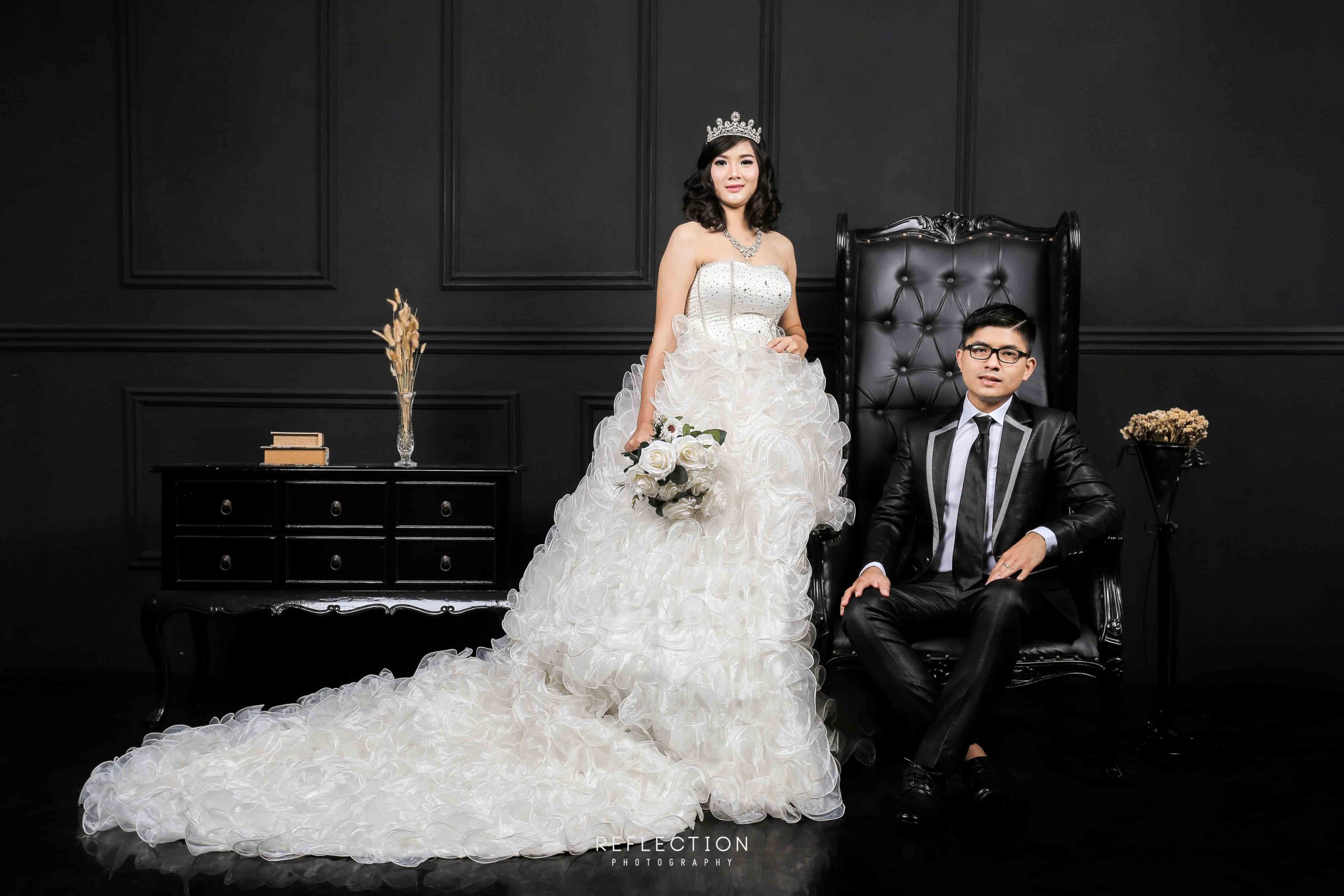 Detail Foto Prewedding Di Studio Nomer 38