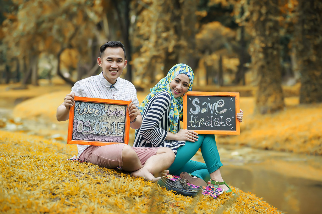 Detail Foto Prewedding Di Taman Nomer 43