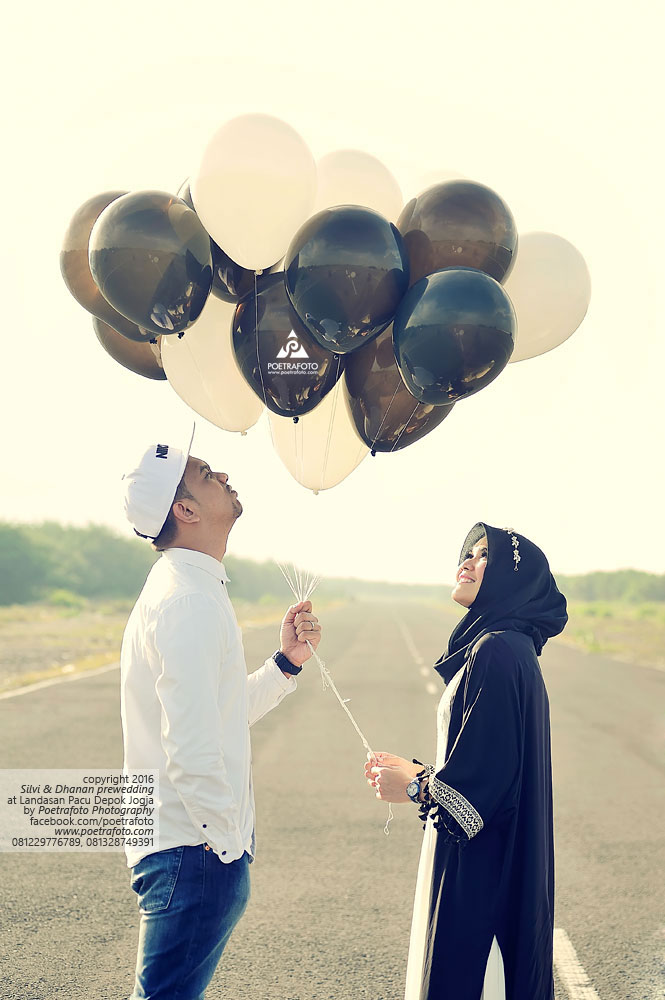 Detail Foto Prewedding Hijab Outdoor Nomer 30