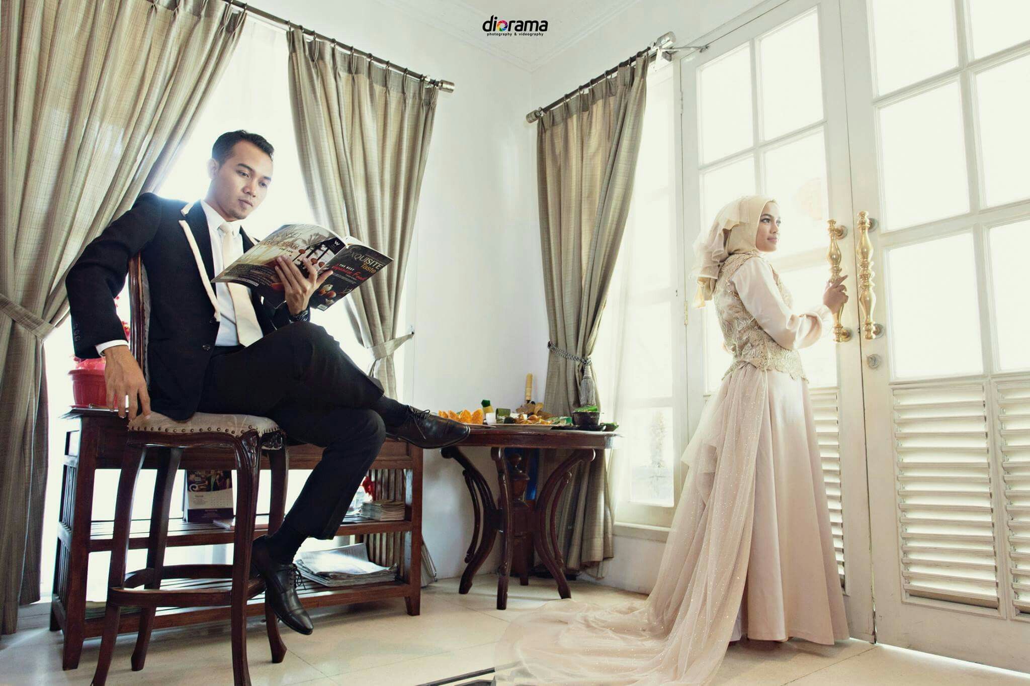 Detail Foto Prewedding Indoor Hijab Nomer 24