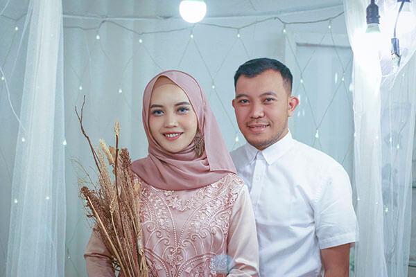 Detail Foto Prewedding Indoor Muslim Nomer 20