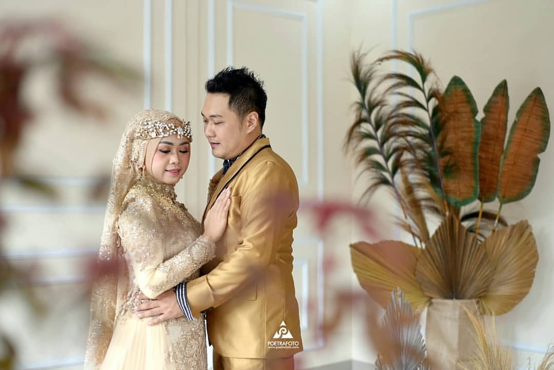 Detail Foto Prewedding Indoor Muslim Nomer 21