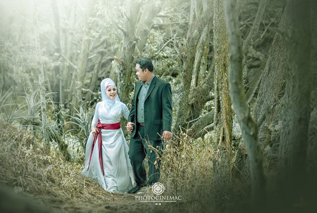 Detail Foto Prewedding Indoor Muslim Nomer 41