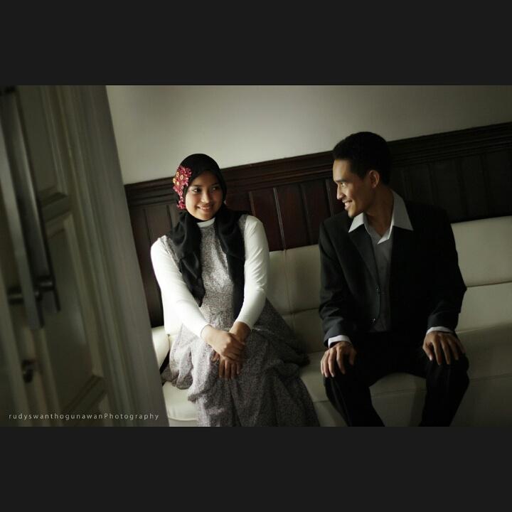 Detail Foto Prewedding Indoor Muslim Nomer 45